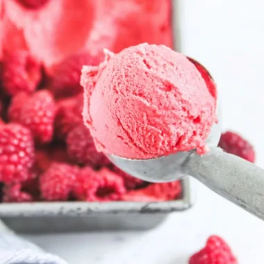 Delicious homemade frozen yogurt served in a bowl with fresh toppings