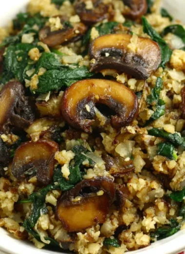 Delicious Mushroom Spinach Cauliflower Rice dish served in a bowl